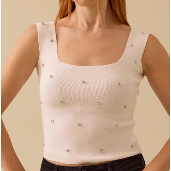 No Brand. Tops - Stone Detailed Tricot Tank Top no size. Fits small / medium